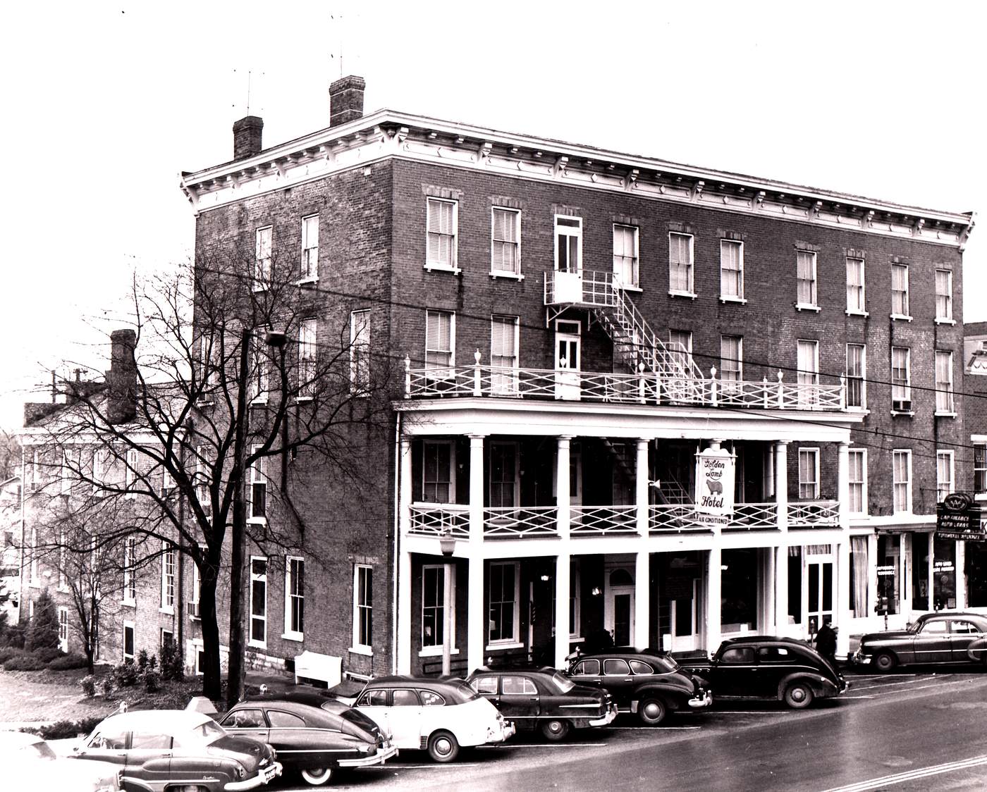 Lebanon's historic inn and restaurant is Ohio’s longest continuously running business